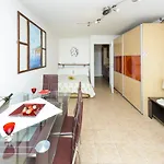 Kate\'S Place 2